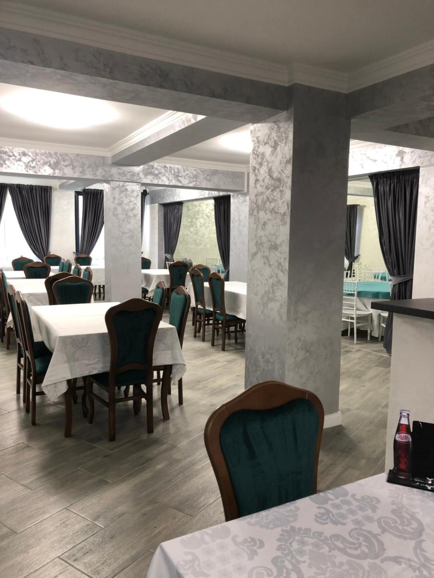 Lepşa Pensiunea Cascada Putnei מראה חיצוני תמונה